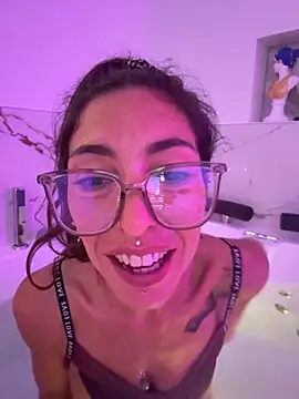 Amani thewolf online show from March 27, 9:54 am