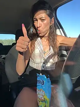 Amani thewolf online show from April 4, 3:55 pm