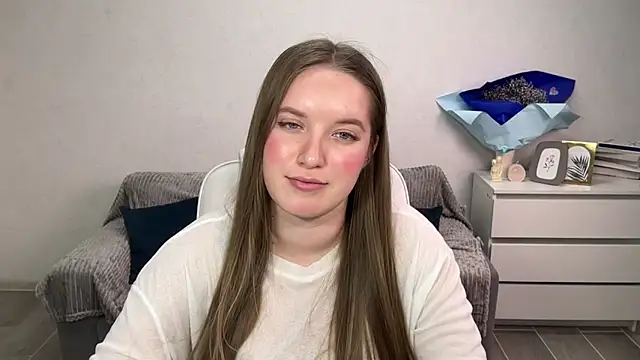 EvaMaddison online show from November 25, 8:31 pm