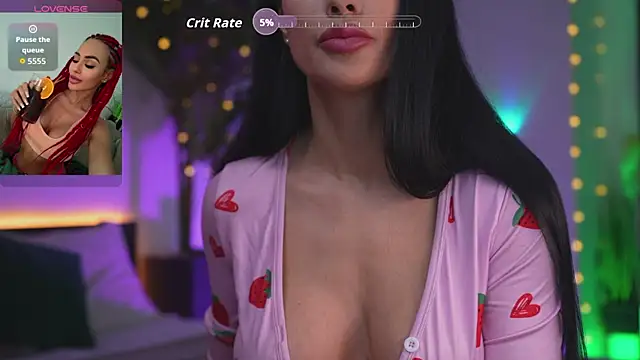 Lorettelorena online show from December 14, 8:25 pm