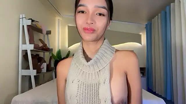  caroline69 online show from November 10, 1:11 am