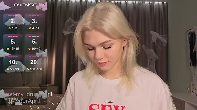 MyApril online show from October 28, 2:17 am