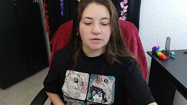 Snapshot of ann_bronw chatting on September 13, 2:36 pm ann bronw online show from September 13, 2:36 pm