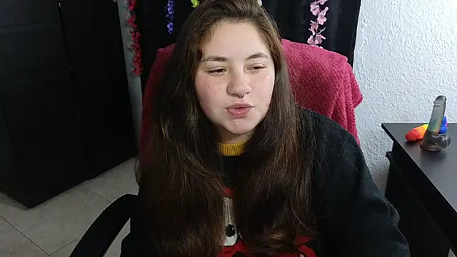 Snapshot of ann_bronw chatting on September 12, 1:17 am ann bronw online show from September 12, 1:17 am