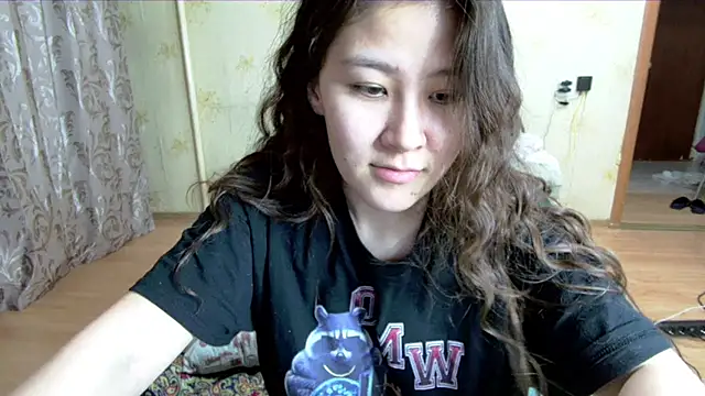 Riz girl online show from March 7, 8:16 pm