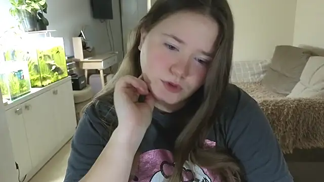 remirann  online show from November 18, 5:30 am