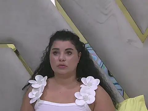 BustyMadison online show from September 17, 8:12 am