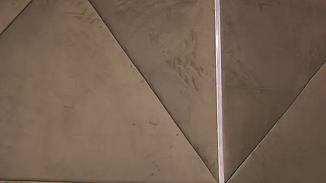 BustyMadison online show from December 18, 8:19 am