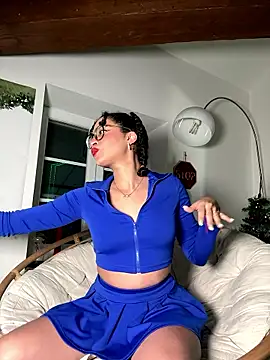 Lauyako online show from January 9, 9:30 pm