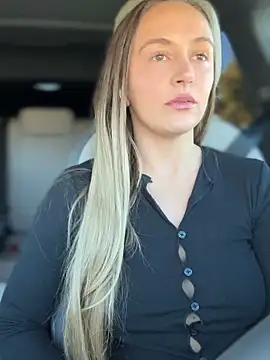 lunagirl13 online show from October 20, 10:02 pm