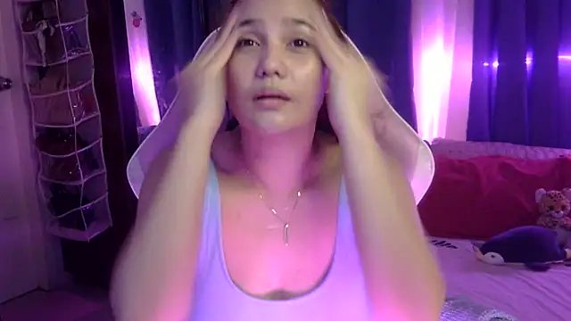 Snapshot of yourbabe_Brielle chatting on September 19, 4:50 pm yourbabe Brielle online show from September 19, 4:50 pm
