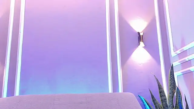 isa kiss online show from April 1, 12:50 pm