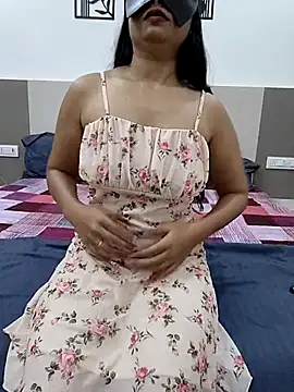 Nikki Nikku online show from November 9, 9:38 am