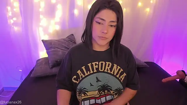 lucy26  online show from September 30, 2:28 am