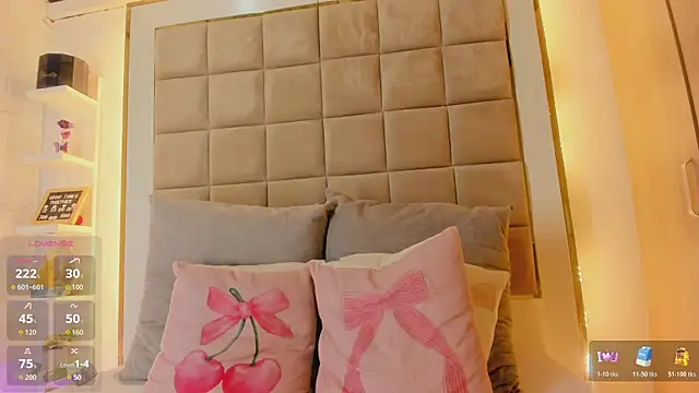 Victoria adaams online show from February 4, 12:30 pm