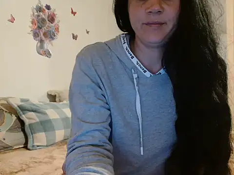 candy emilly12 online show from May 20, 8:00 am
