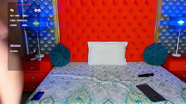 VallerieJones online show from April 8, 8:11 pm