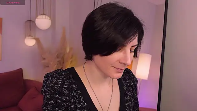 LorenDaze online show from March 4, 6:09 am