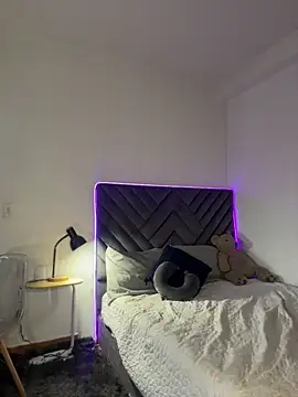 MeganKitty  online show from April 18, 7:58 pm