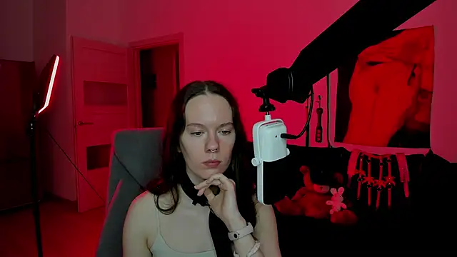 SharkyBaby online show from March 25, 5:27 pm