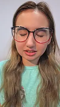 Pinkie Princes online show from March 8, 3:43 am