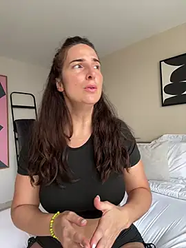 Audreygwennn online show from July 15, 5:39 pm