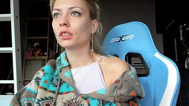 karo123421 online show from November 12, 6:00 am