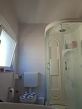 U prolazu online show from March 30, 9:31 am