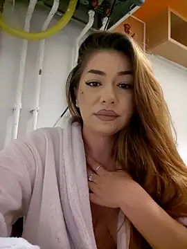 Snapshot of Ella_sweety chatting on September 12, 9:11 pm Ella sweety online show from September 12, 9:11 pm
