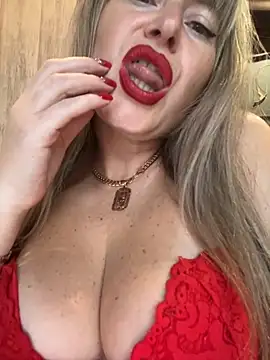 Kittenforyou online show from November 22, 1:25 pm