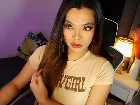 MajesticKitana online show from April 3, 4:10 am