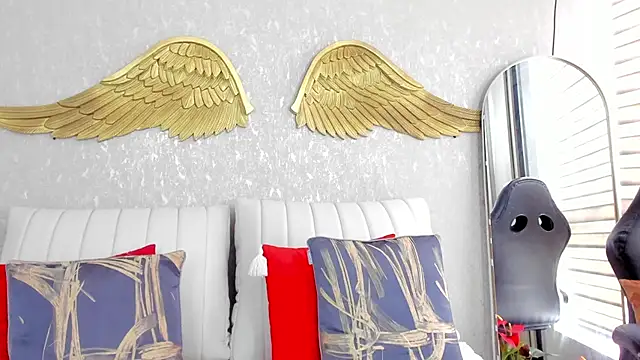 EmmaFerrary online show from February 20, 5:47 pm