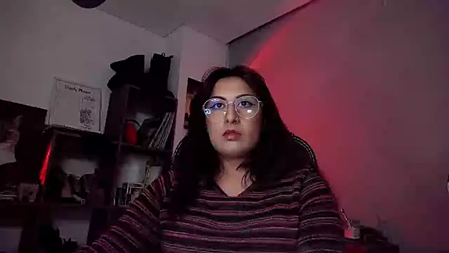Snapshot of Scarlett_Sen chatting on October 16, 3:36 pm Scarlett Sen online show from October 16, 3:36 pm