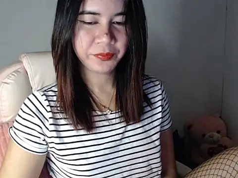 TransPetite1 online show from September 10, 3:17 am