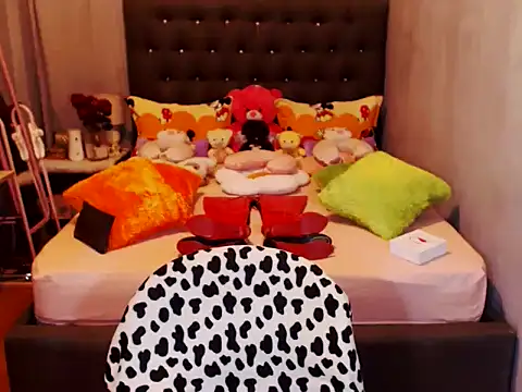 UnMarriedwifeTSX online show from March 24, 1:55 am