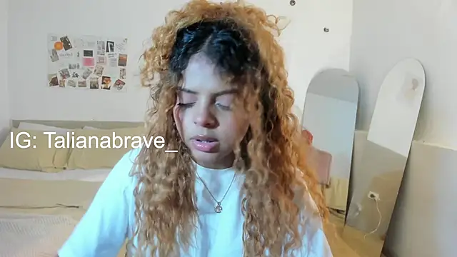 ValienteGirl  online show from October 31, 2:57 am