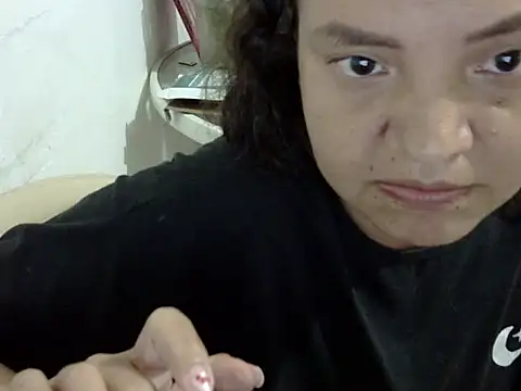 ElizabethMartinez online show from March 13, 4:30 pm