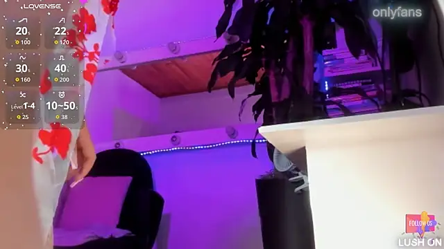  asscutebig  online show from September 19, 4:00 am