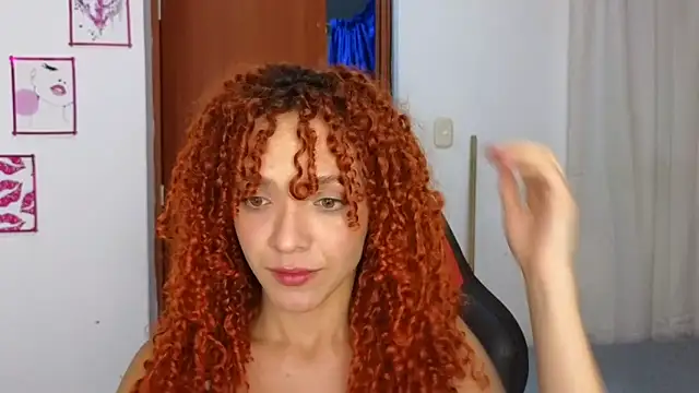 SexyLeilaa online show from November 4, 1:10 am