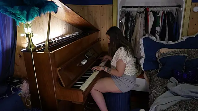 VanessaDoyle online show from September 11, 4:40 pm