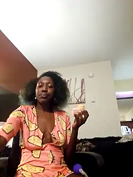 Snapshot of oliviaprettypussy chatting on September 24, 3:22 pm oliviaprettypussy online show from September 24, 3:22 pm