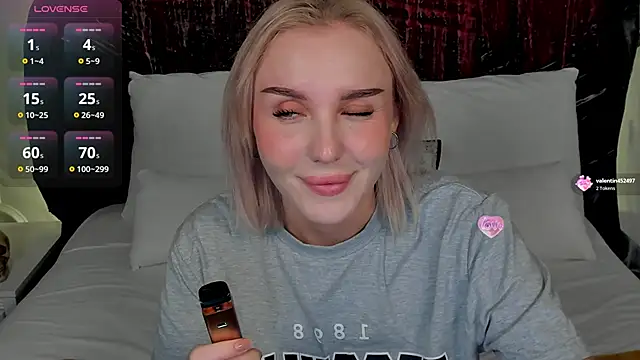 LianaFord online show from October 17, 10:35 pm