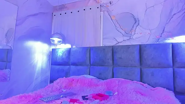 AntonellaRossi online show from February 14, 8:11 pm