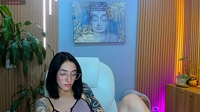 barbie scoth  online show from April 17, 2:35 am