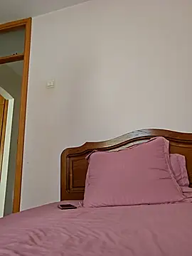 NathalieDream online show from November 1, 10:30 am