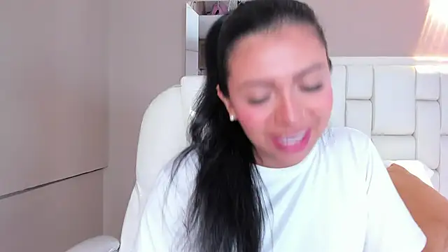  BunnyNaugthy online show from October 9, 1:15 pm