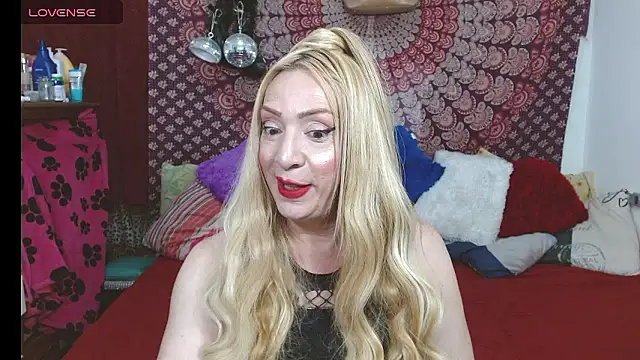 elena evans online show from January 10, 6:23 pm