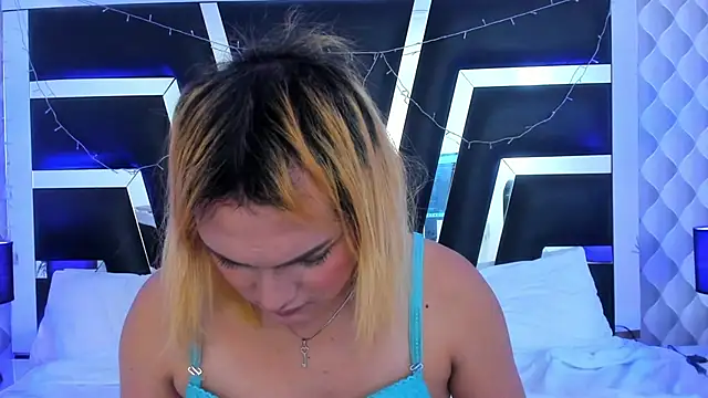 Snapshot of katya_kozlov chatting on September 11, 4:57 am katya kozlov online show from September 11, 4:57 am