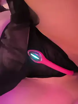 Stoned-baby69 online show from November 27, 4:10 pm