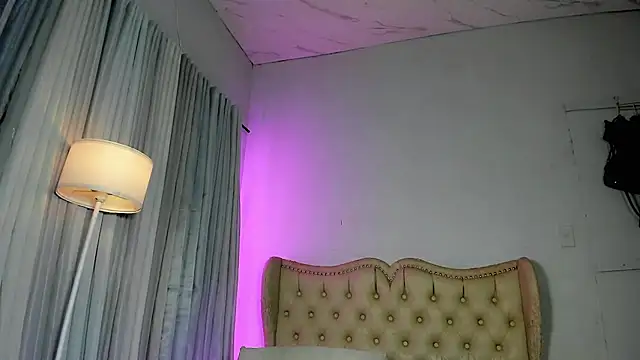 BoaHancockx online show from March 15, 3:25 pm